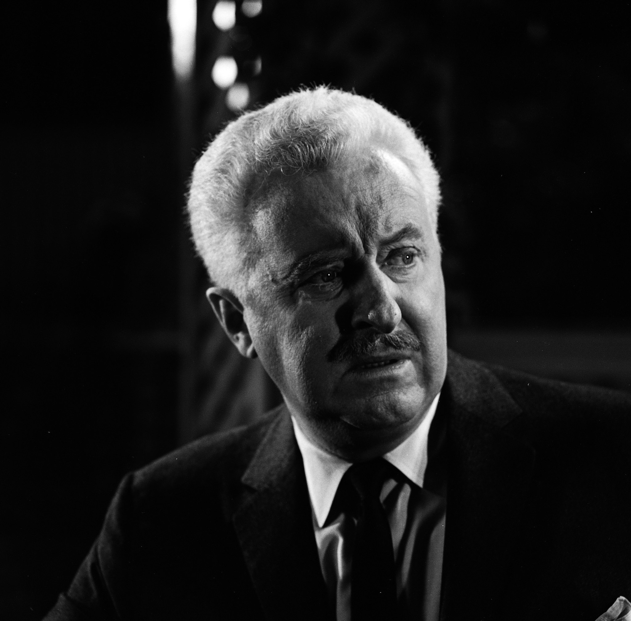 actor David White large photo