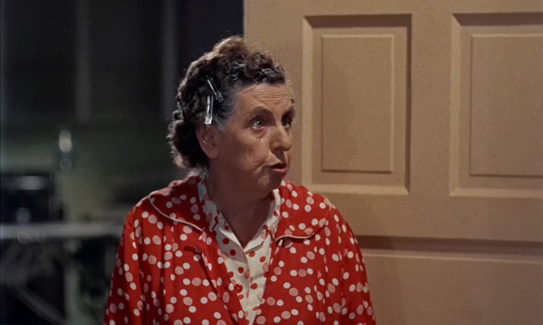 actor Elinor Hammer large photo