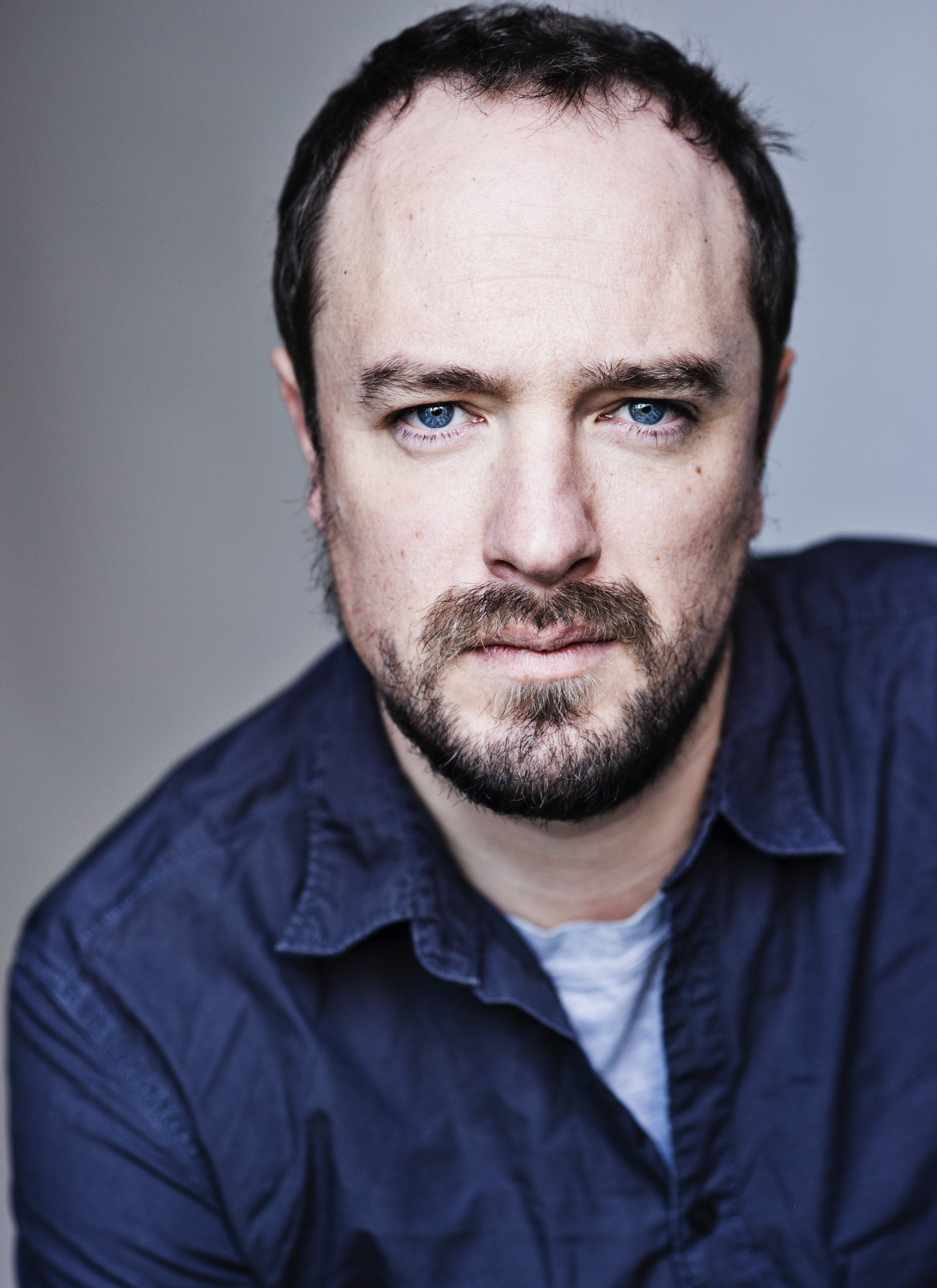 actor Eoin Slattery large photo