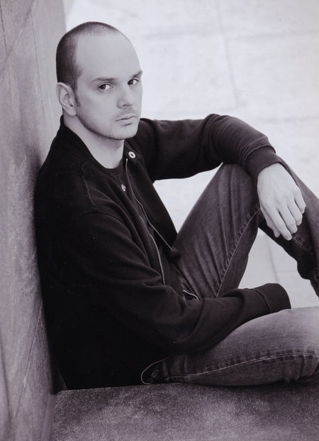 actor Grant Varjas large photo