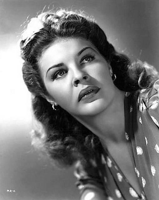 actor Martha Raye large photo