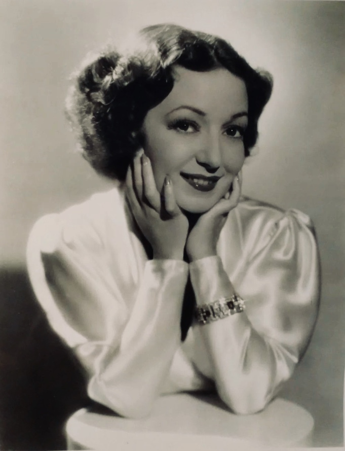 actor Beatrice Blinn large photo