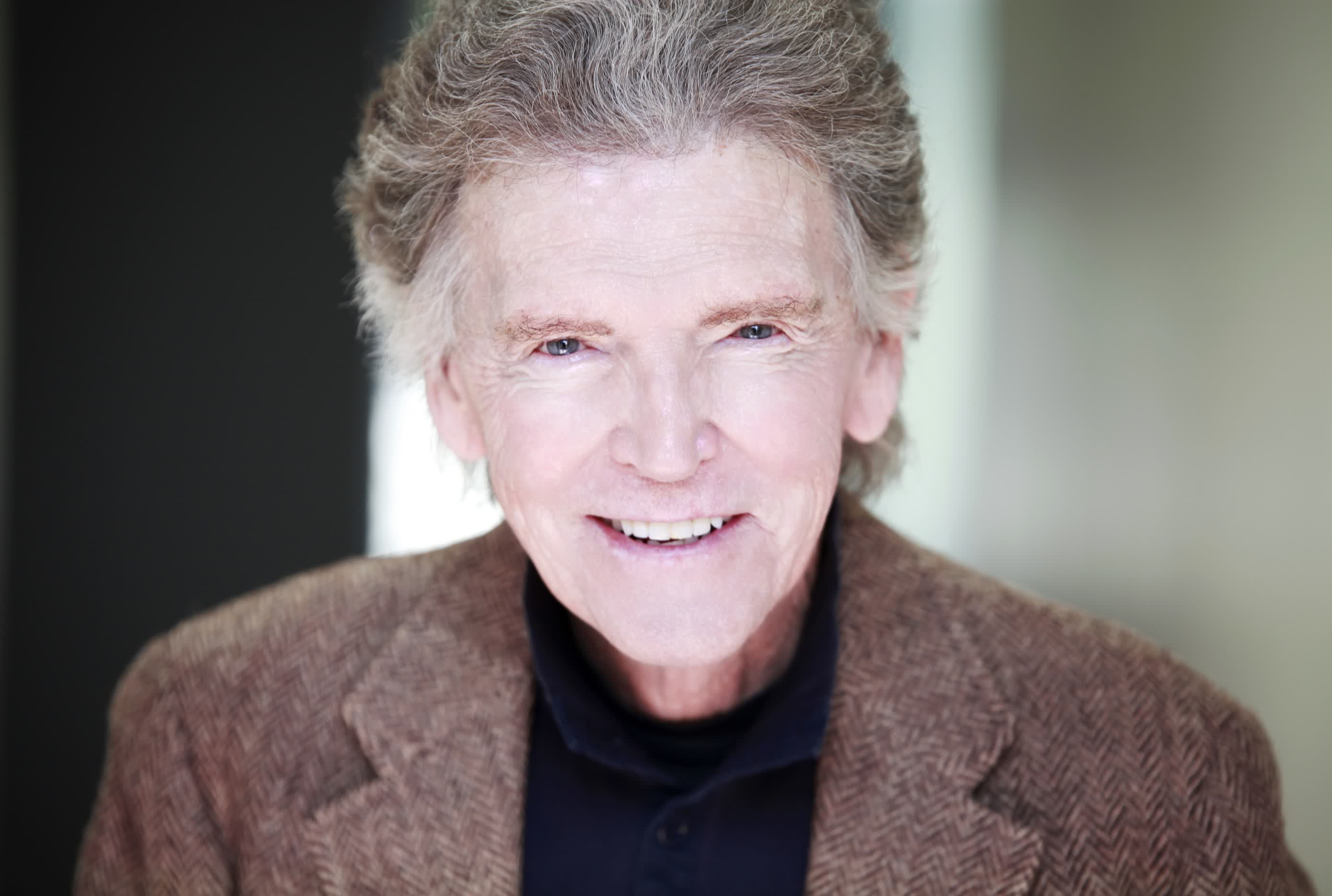 actor James Davidson large photo