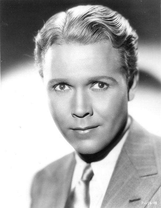 actor Tom Douglas large photo