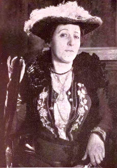 actor Fern Emmett large photo