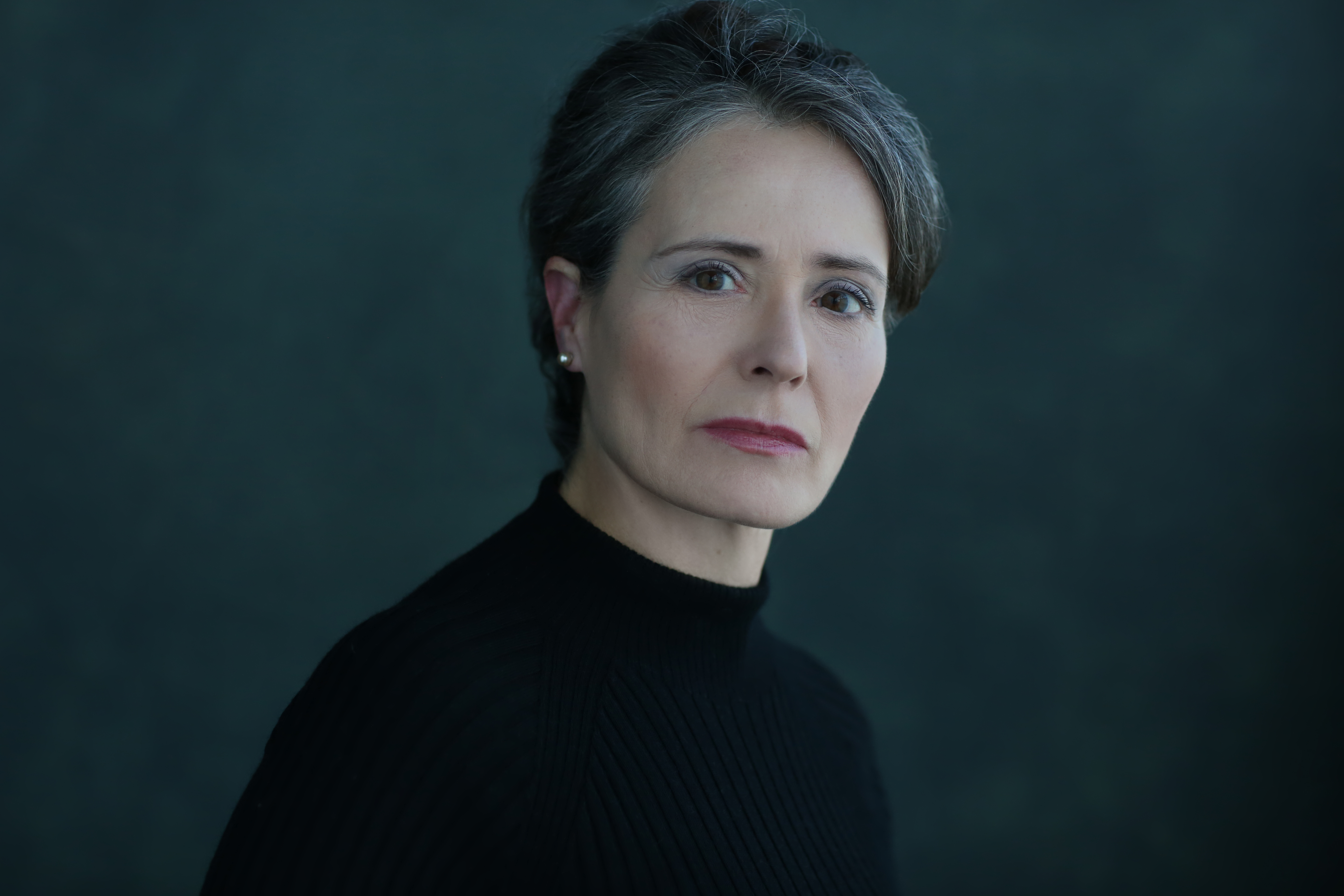 actor Lynsey Beauchamp large photo