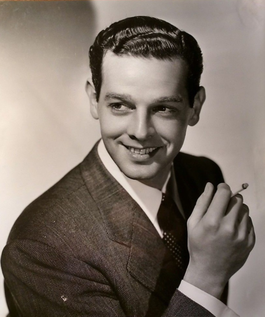 actor Robert Lowery large photo