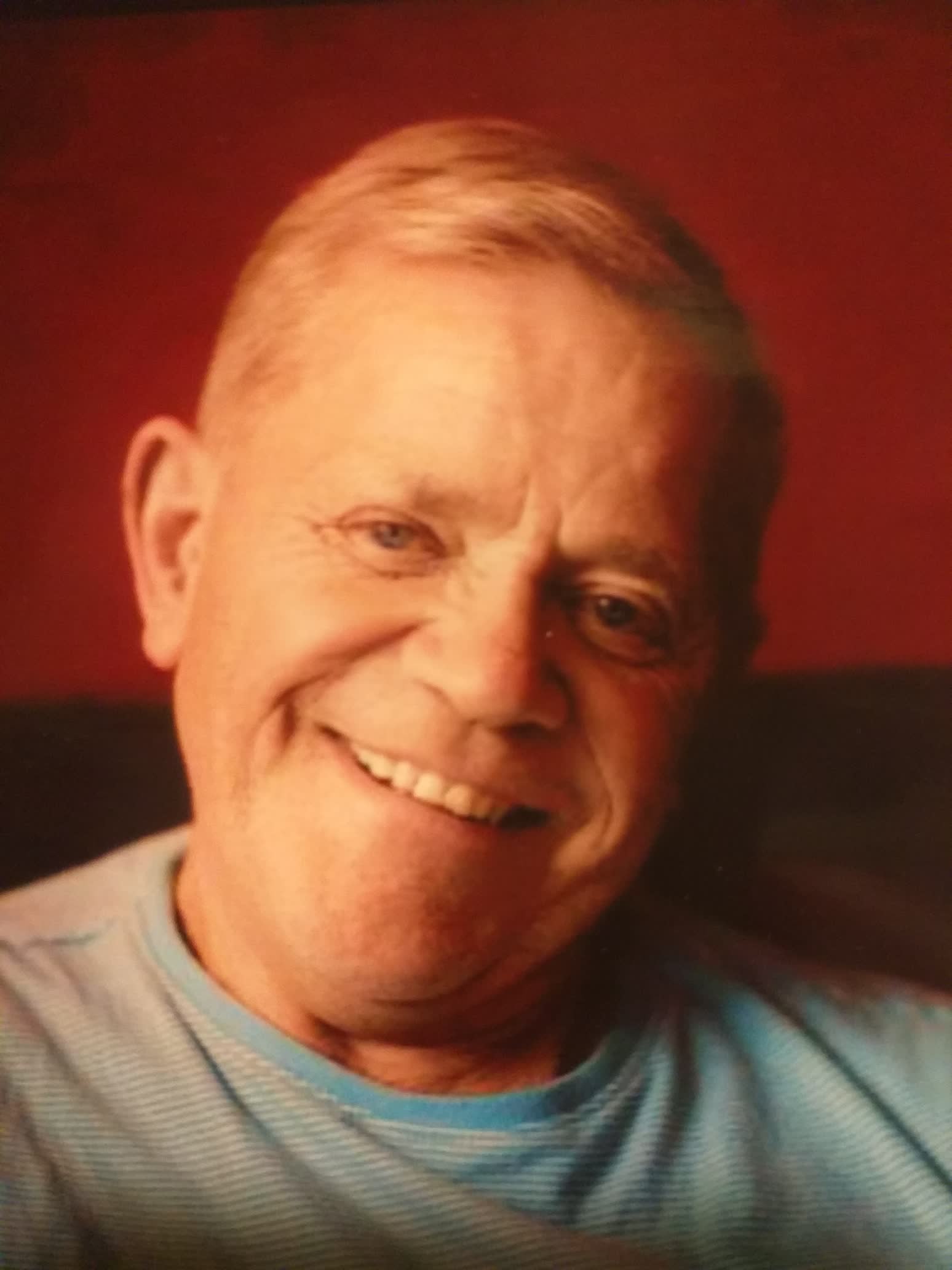 actor Bobby Parr large photo