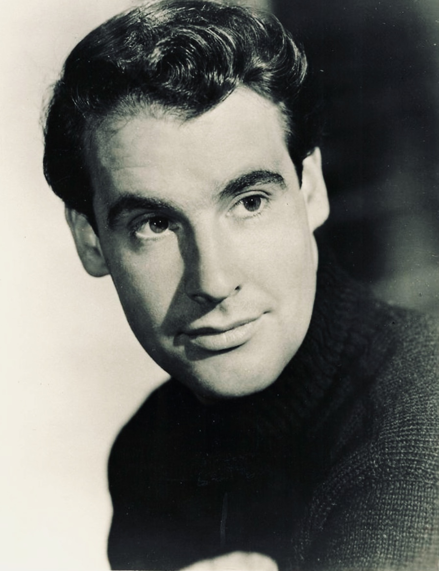 actor Philip Gilbert large photo