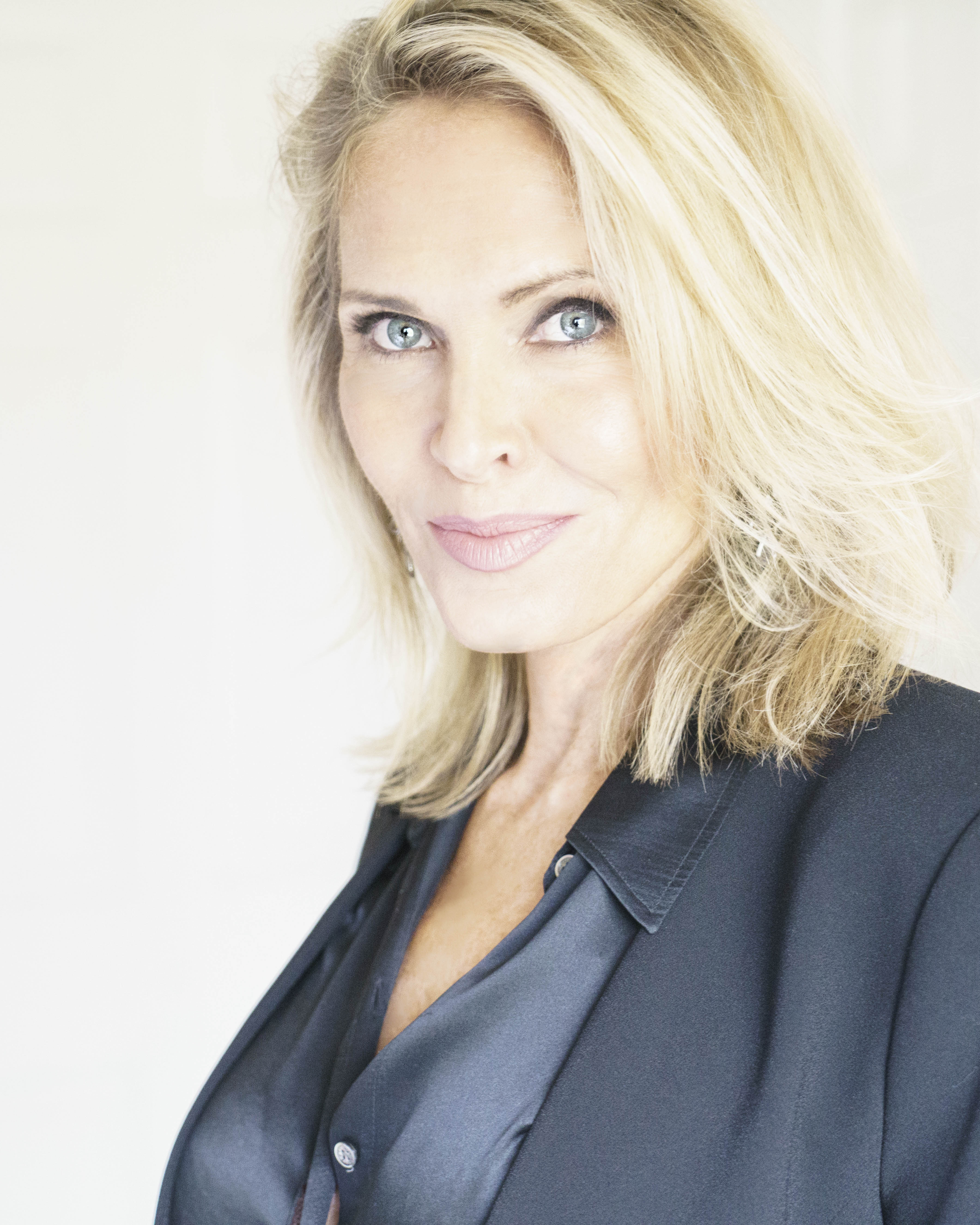 actor Shannon Engemann large photo