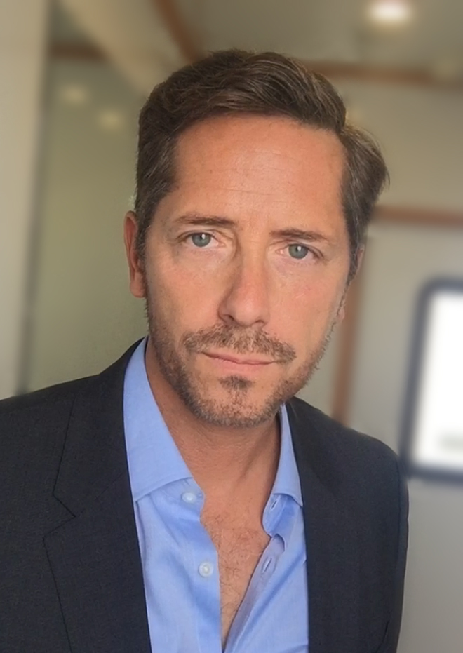 actor Carl Paoli large photo