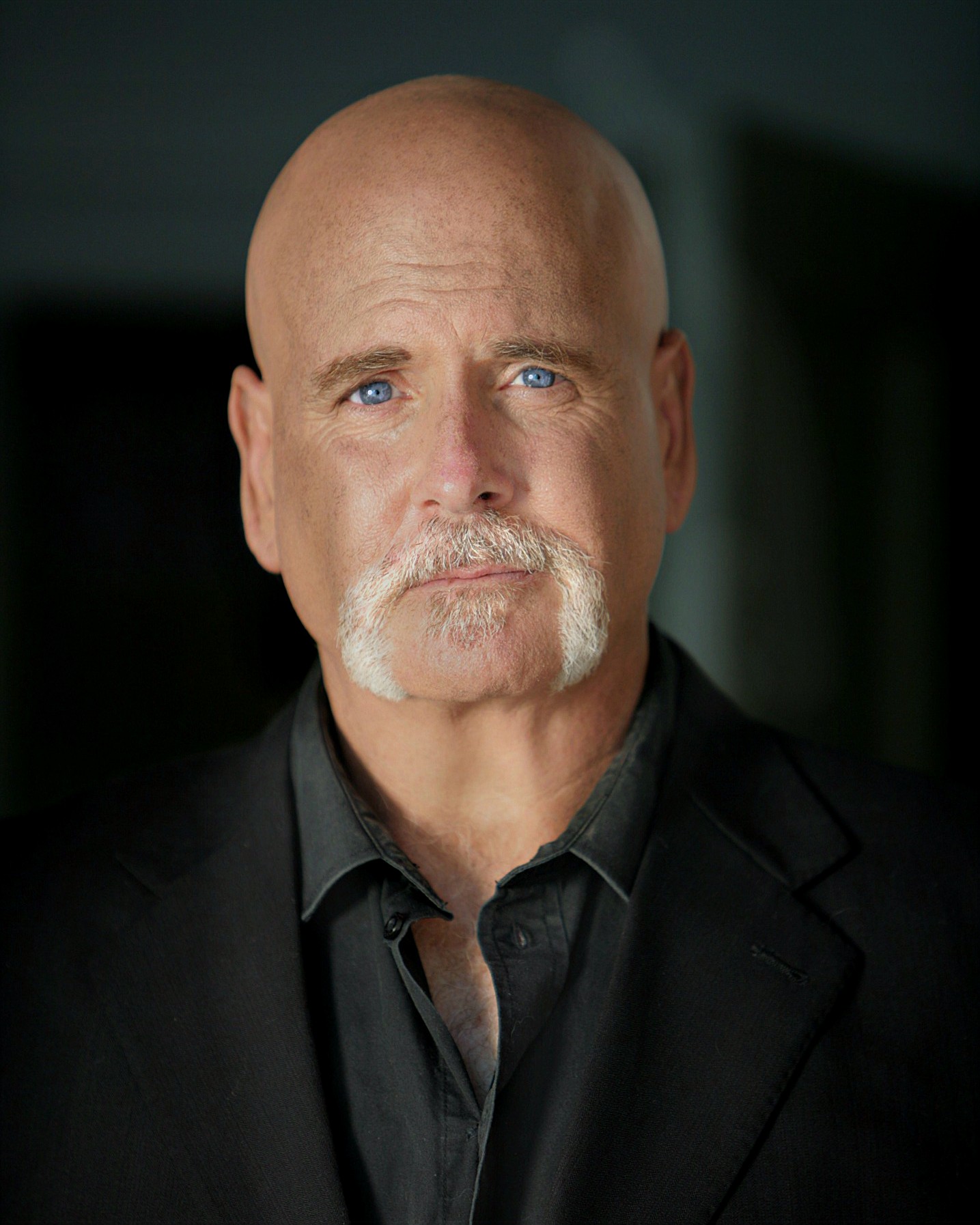 actor Sam Dobbins large photo