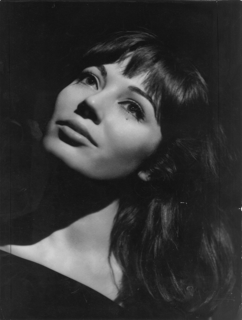 actor Nuria Torray large photo