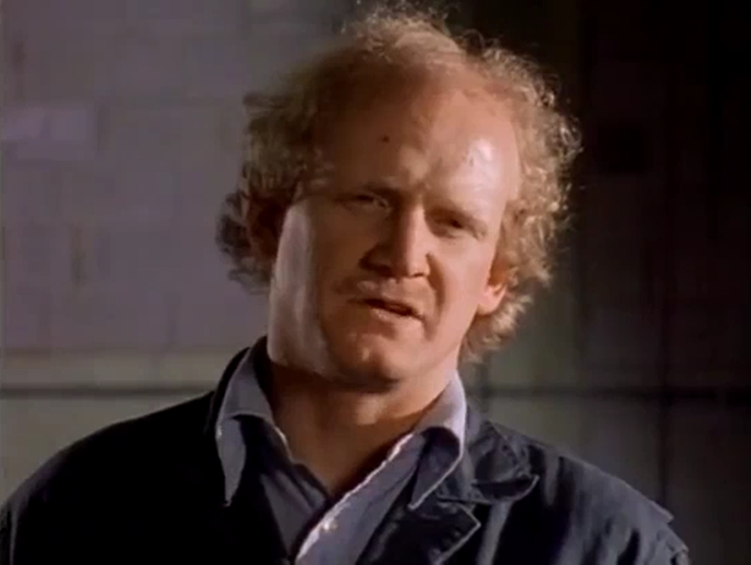 actor John Dunleavy large photo