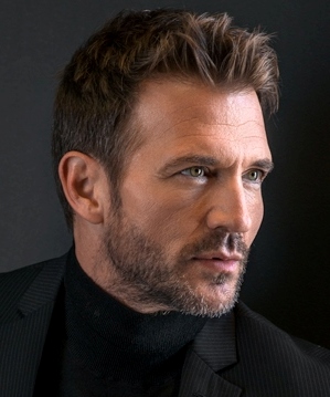 actor Marshall Hilliard large photo