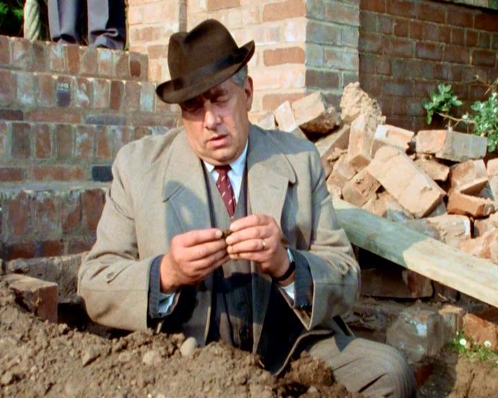 actor Peter Spraggon large photo