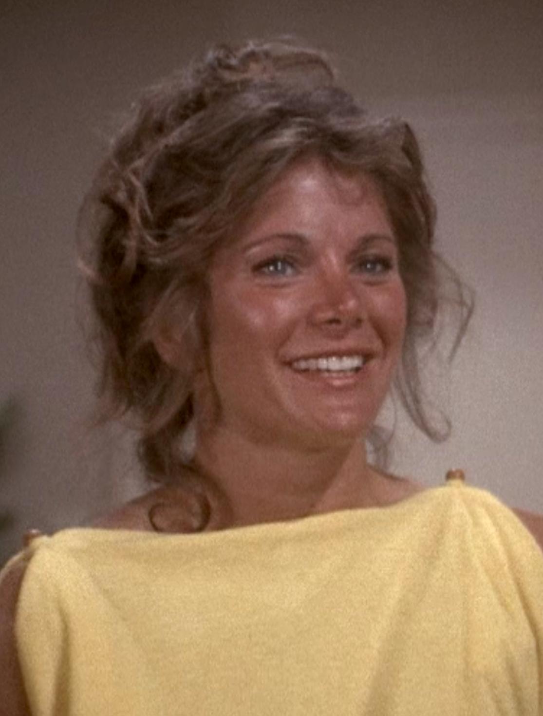 actor Jenifer Shaw large photo