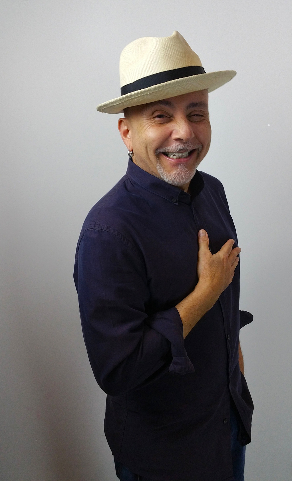 actor Raf Nazario large photo