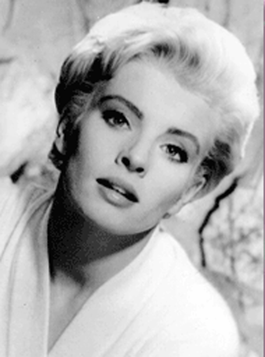 actor Erika Peters large photo