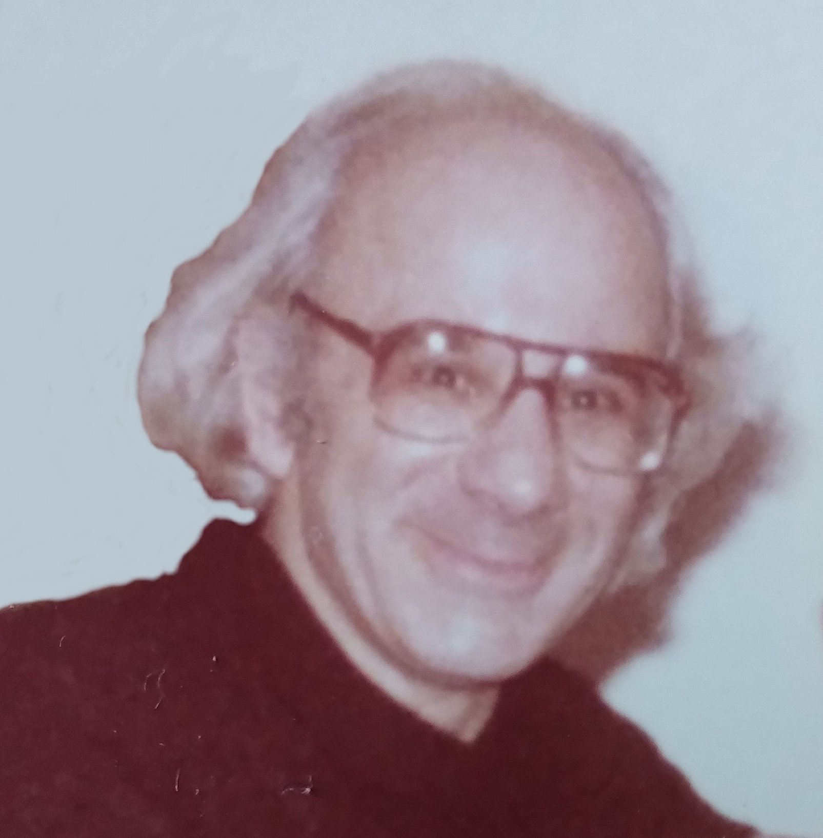 actor Robert Nadder large photo