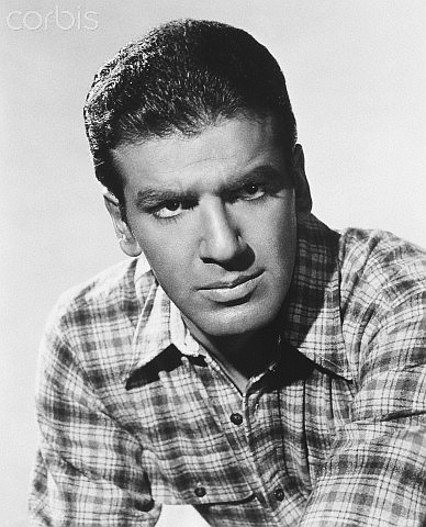 actor Edmund Hashim large photo