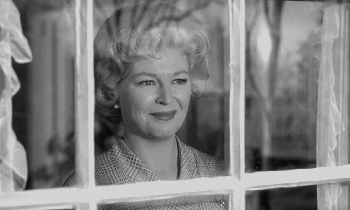 actor Vanda Godsell large photo