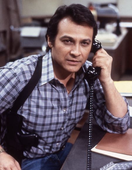 actor Richard Yniguez large photo