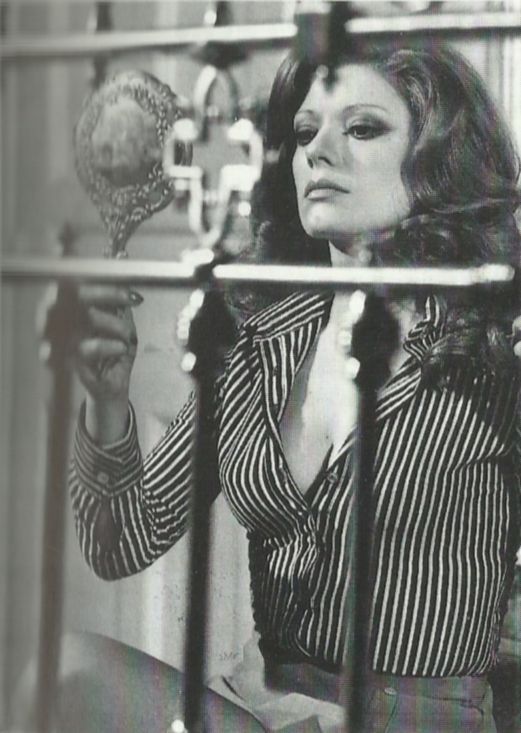 actor Eva León large photo