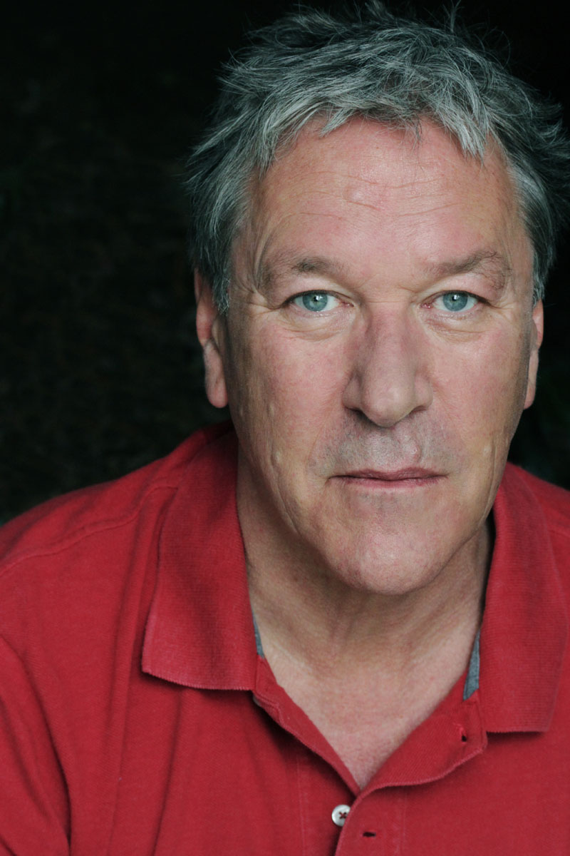 actor Tim Bentinck large photo