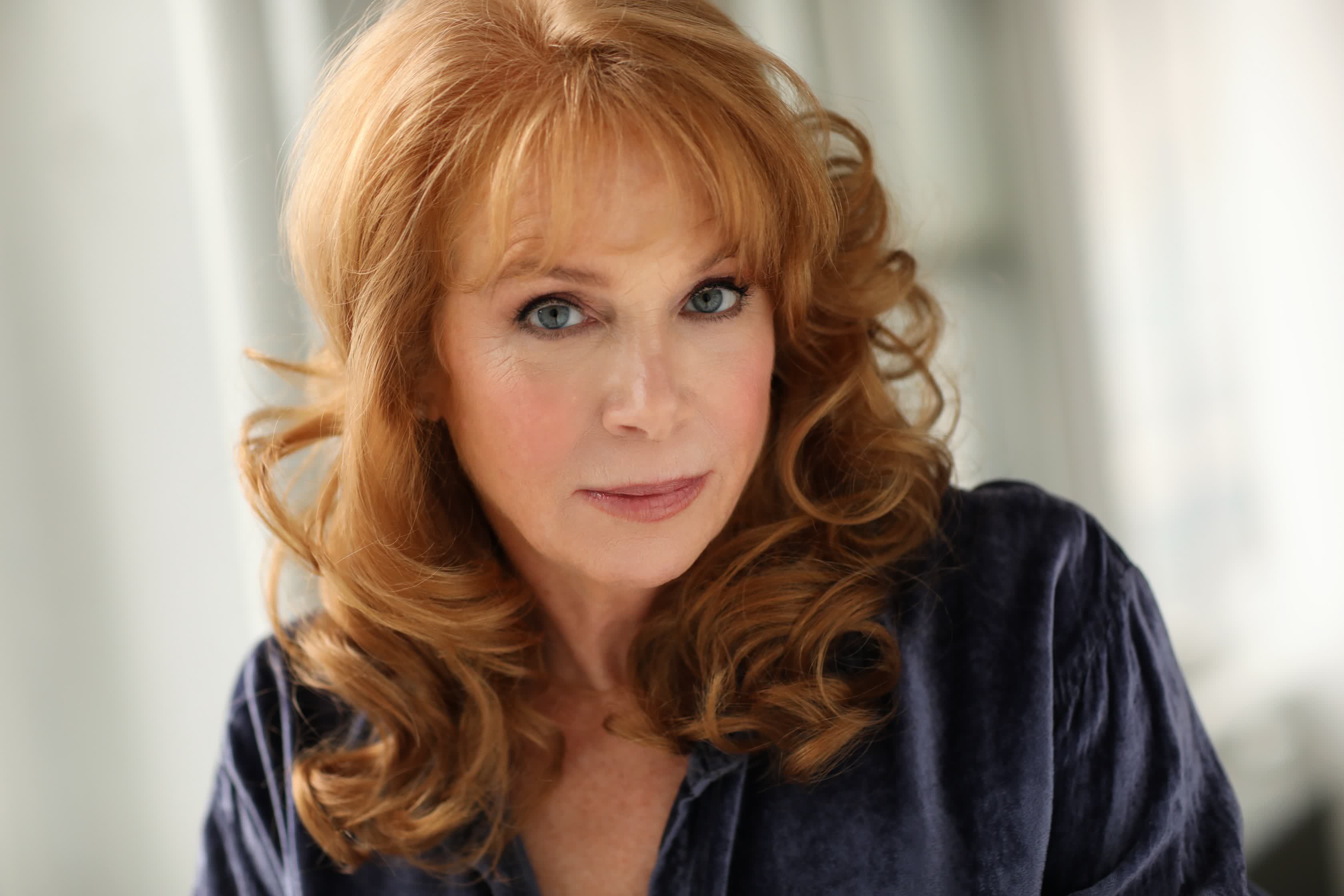 actor Amy Van Nostrand large photo