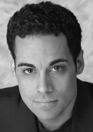 actor Lionel Pina large photo