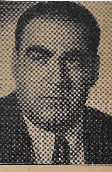 actor Dewey Robinson large photo