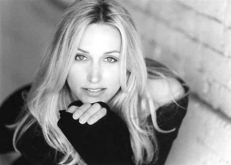 actor Delaine Yates large photo