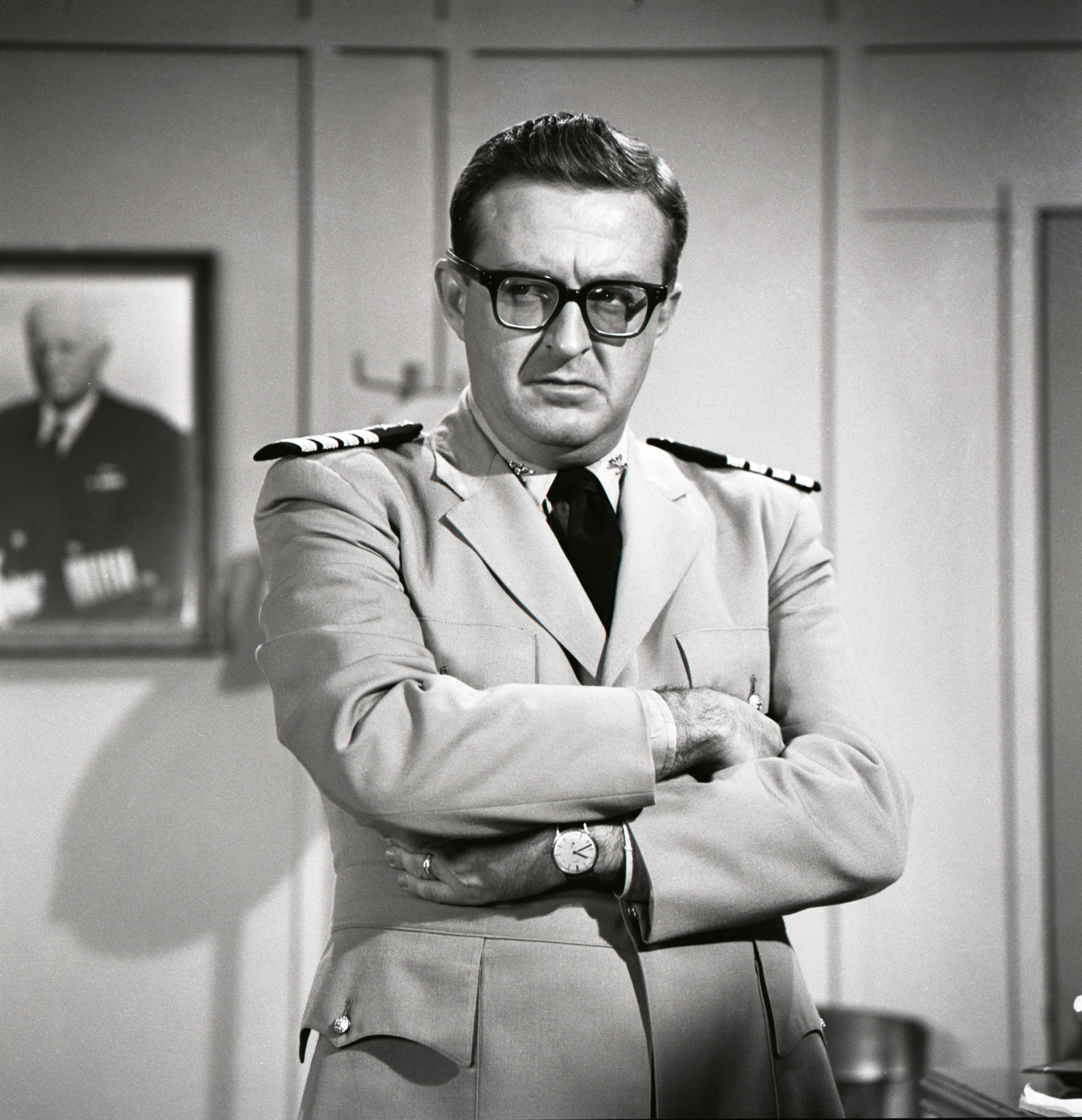 actor Joe Flynn large photo