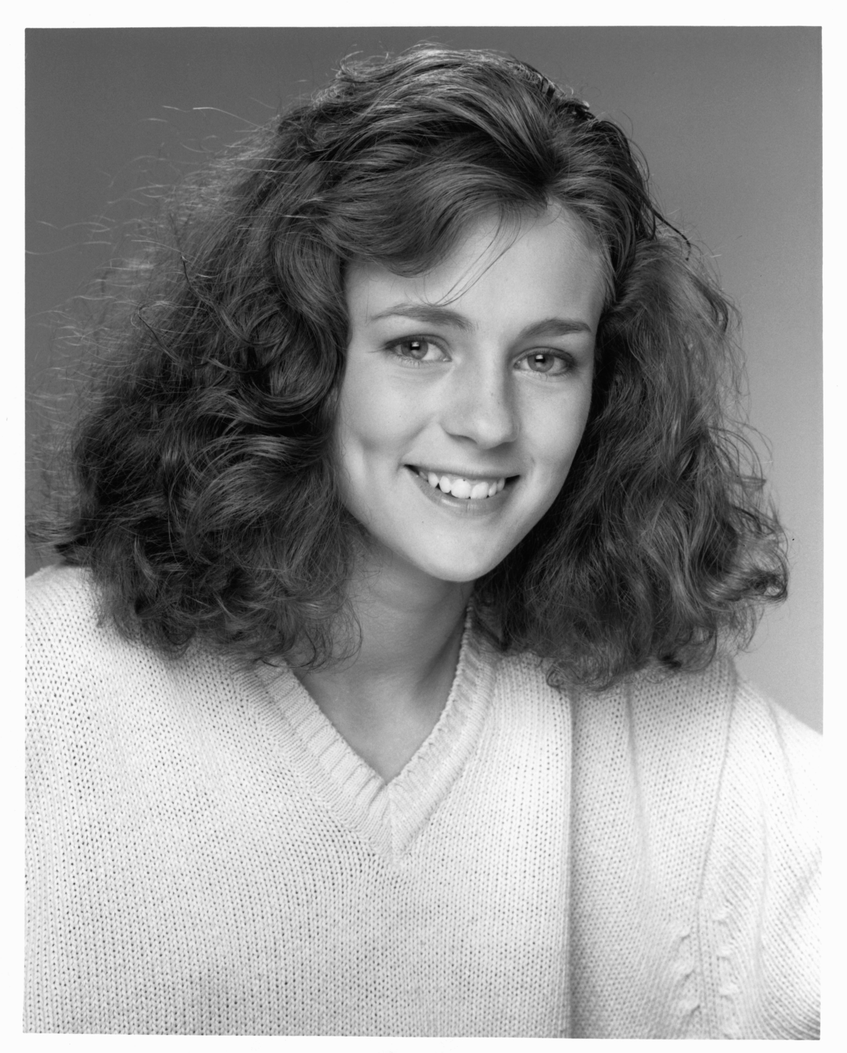 actor Lucy Deakins large photo