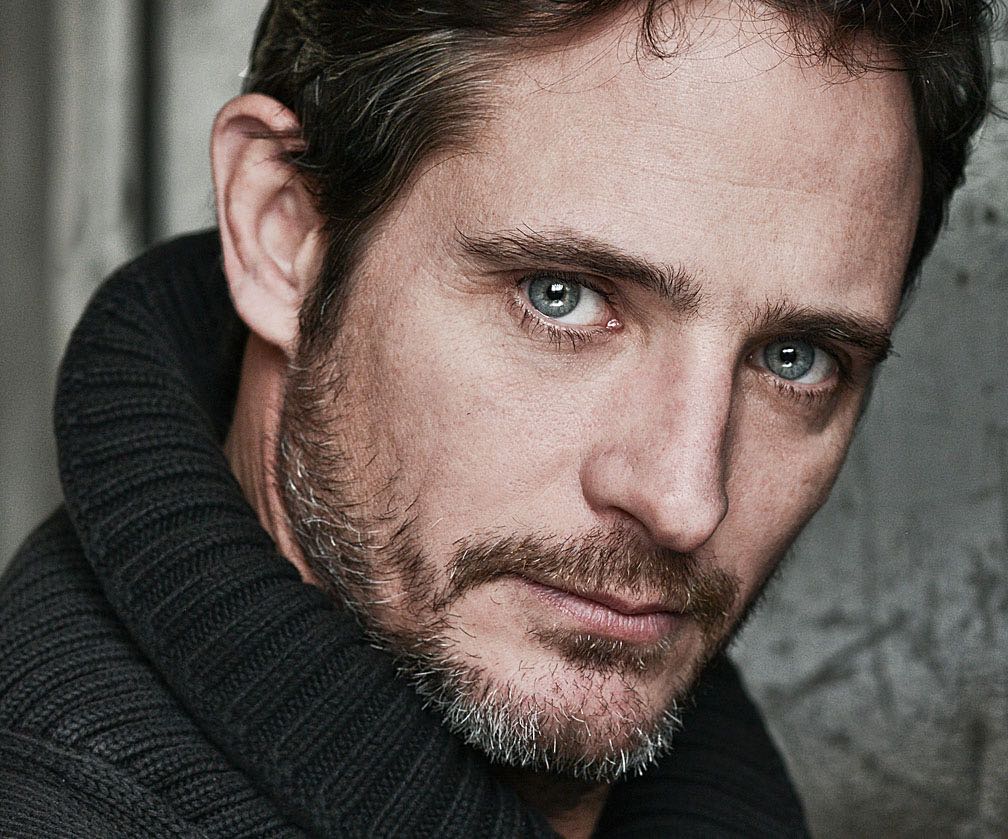 actor Chris Hoffman large photo