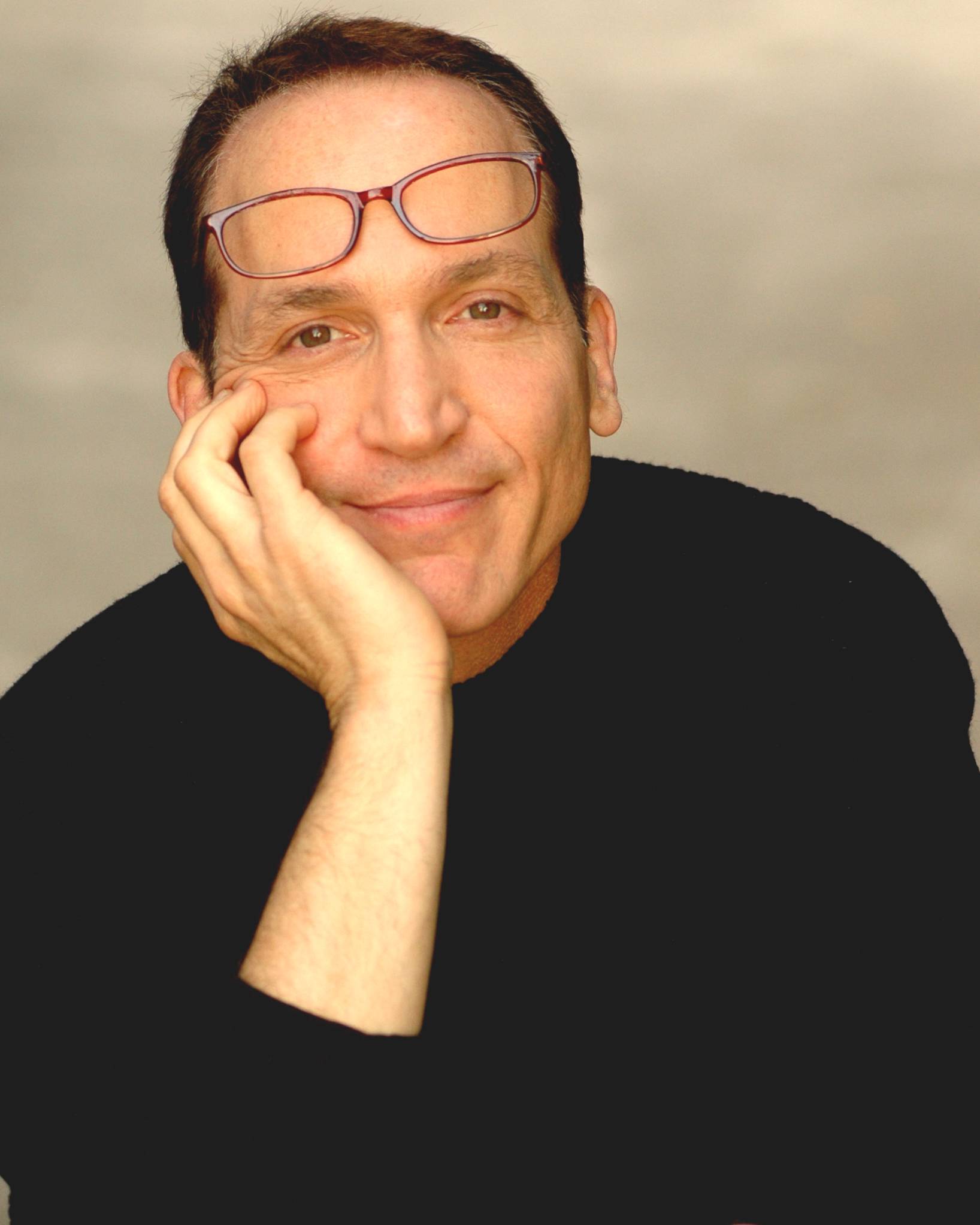 actor Lloyd Gordon large photo