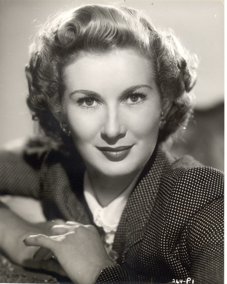 actor Dinah Sheridan large photo