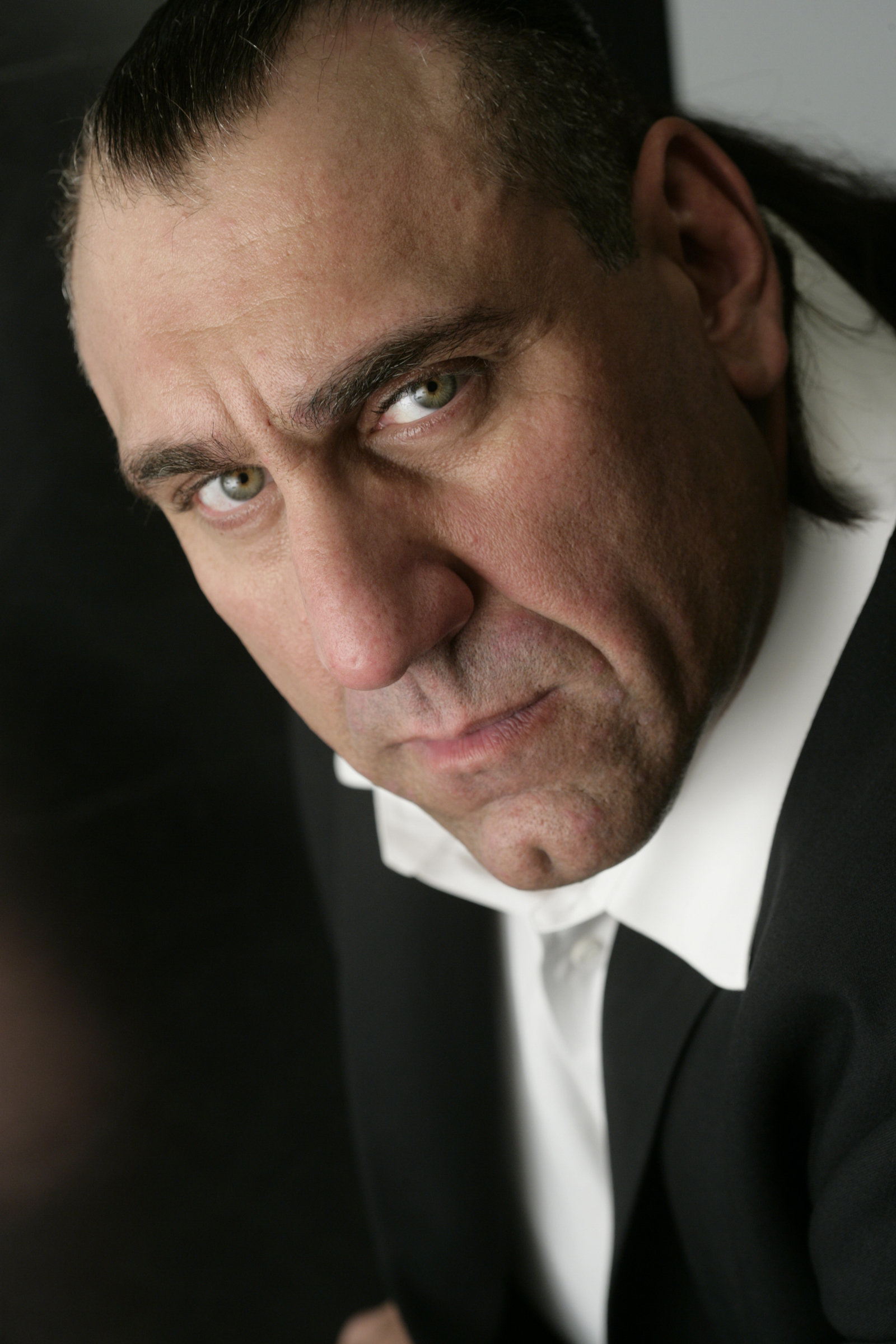 actor Mike Iorio large photo