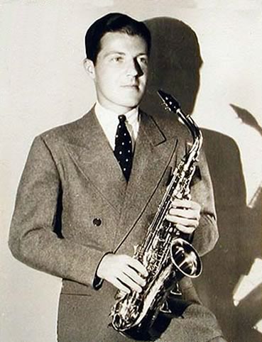 actor Charlie Barnet large photo
