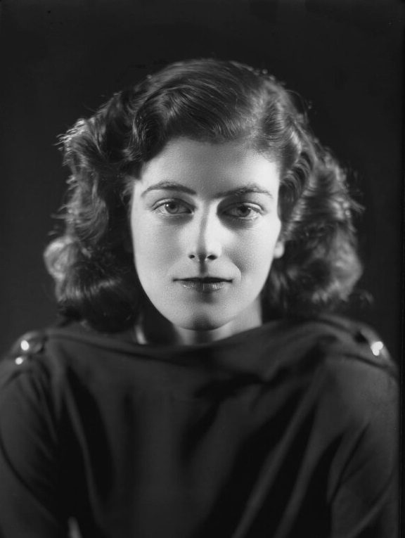 actor Sarah Churchill large photo