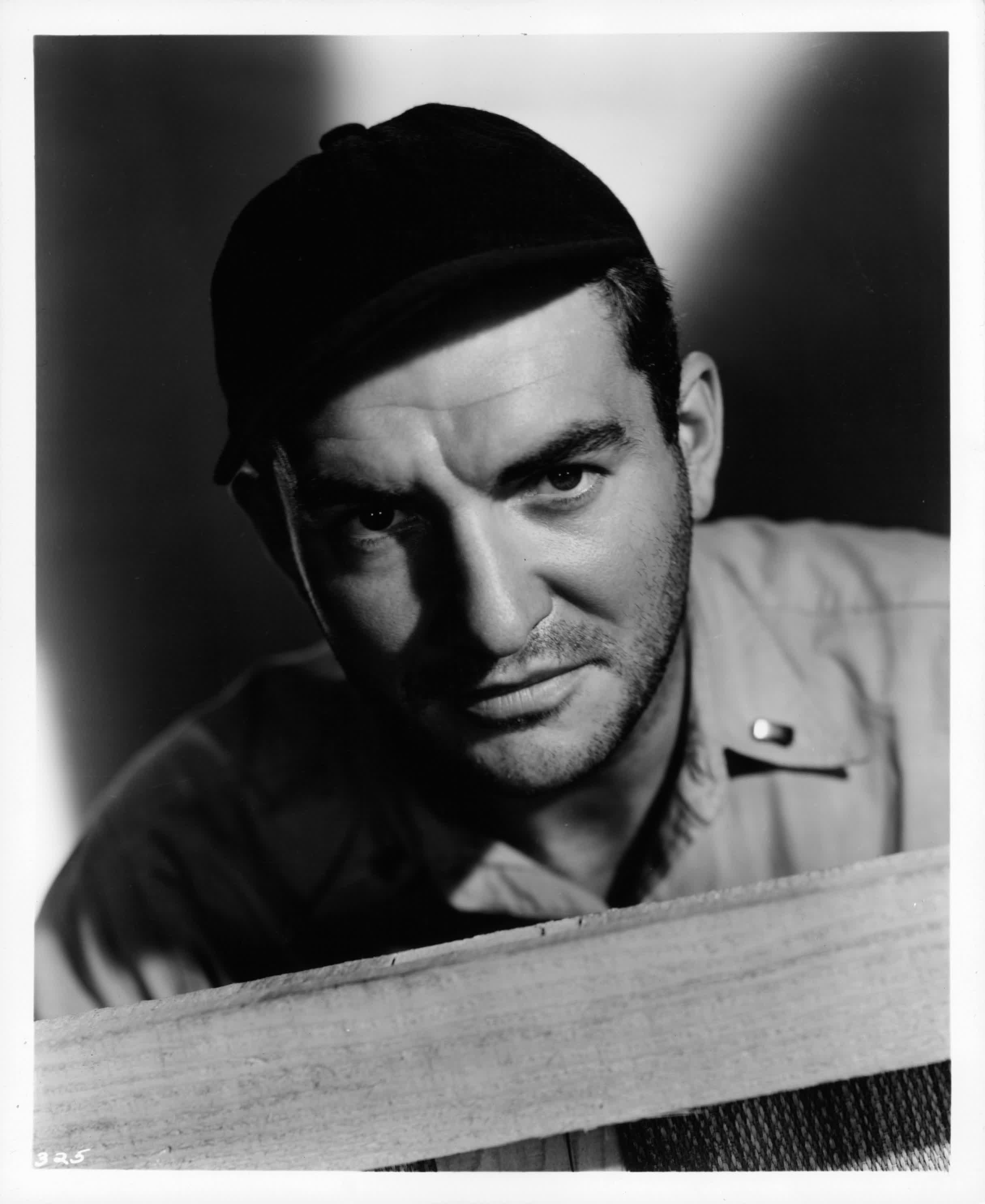 actor Donald Curtis large photo