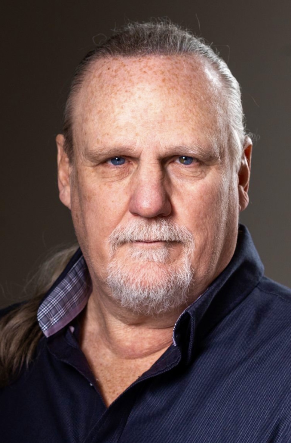 actor Dan McDougall large photo