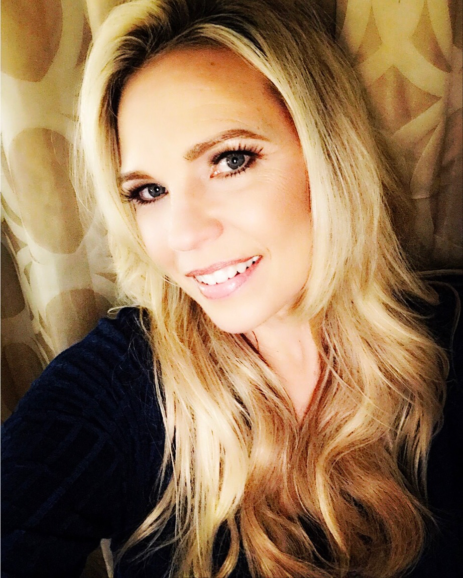 actor Kari Michaelsen large photo