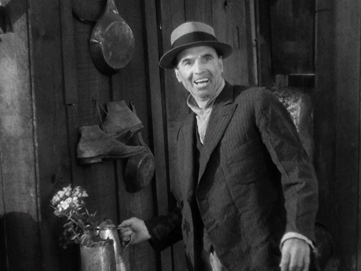 actor Bob Perry large photo