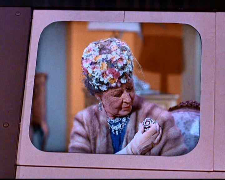 actor Louise Lorimer large photo