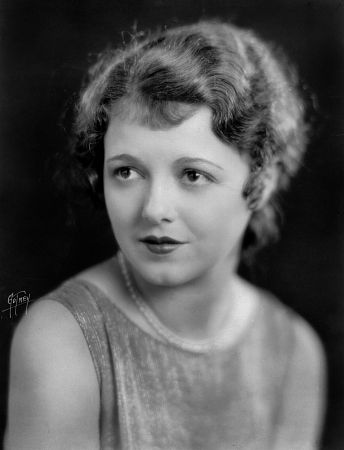 actor Janet Gaynor large photo