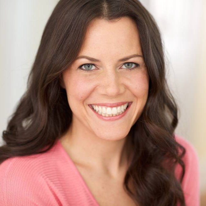 actor Emily Bauer large photo