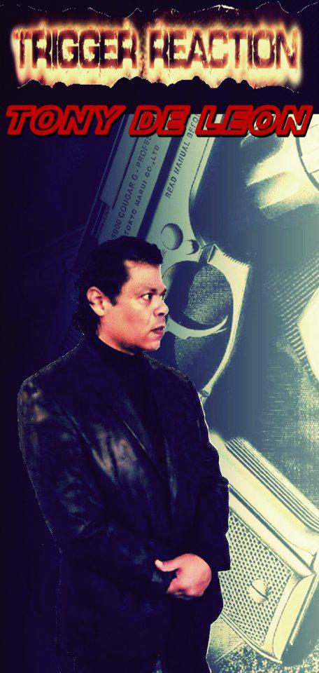 actor Tony De Leon large photo