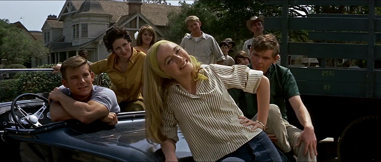 actor Katherine Walsh large photo